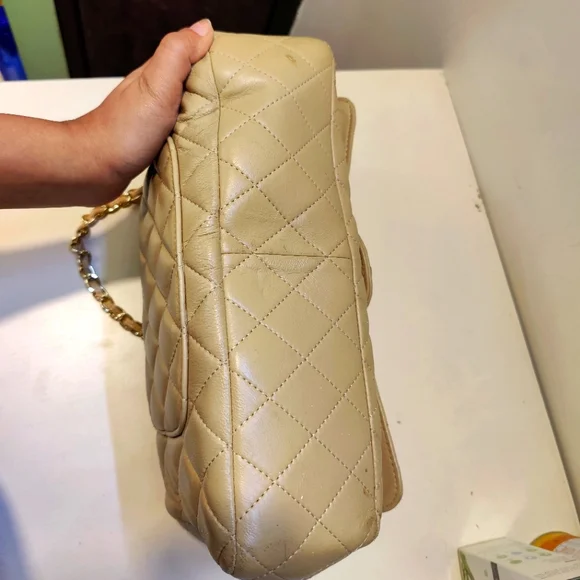 CHANEL Caviar Beige Jumbo Gold Hardware - Preloved - Picture 7 of 16